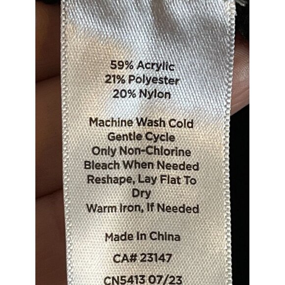 Talbots Black and Cream Patterned Sweater xl - Picture 7 of 8